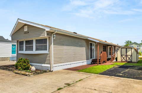 Mobile Home For Sale - 37032 Laws Point Road #37032<br/> SELBYVILLE, DE 19975
