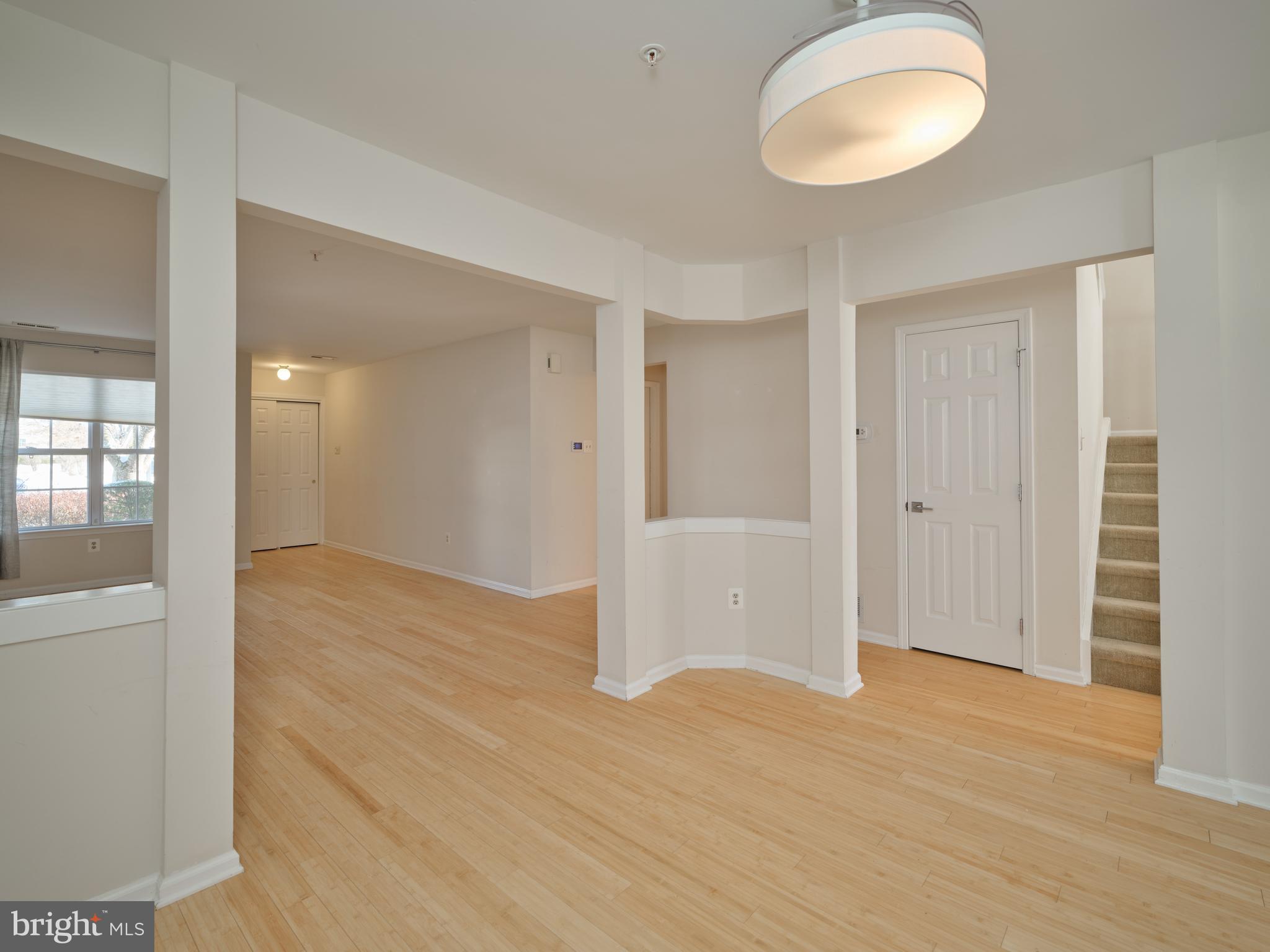 WILSHIRE HUNT - Residential Lease