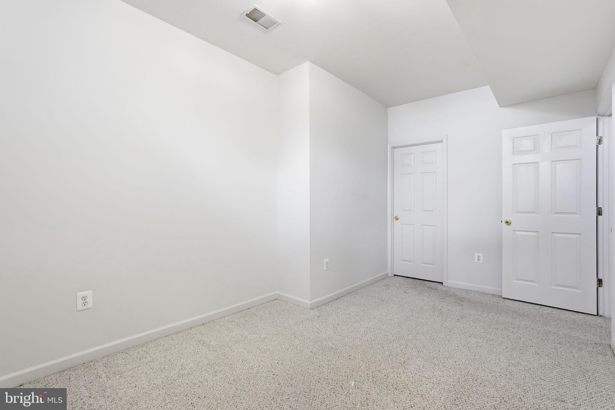 THE FOREST AT SOUTHRUN - Residential