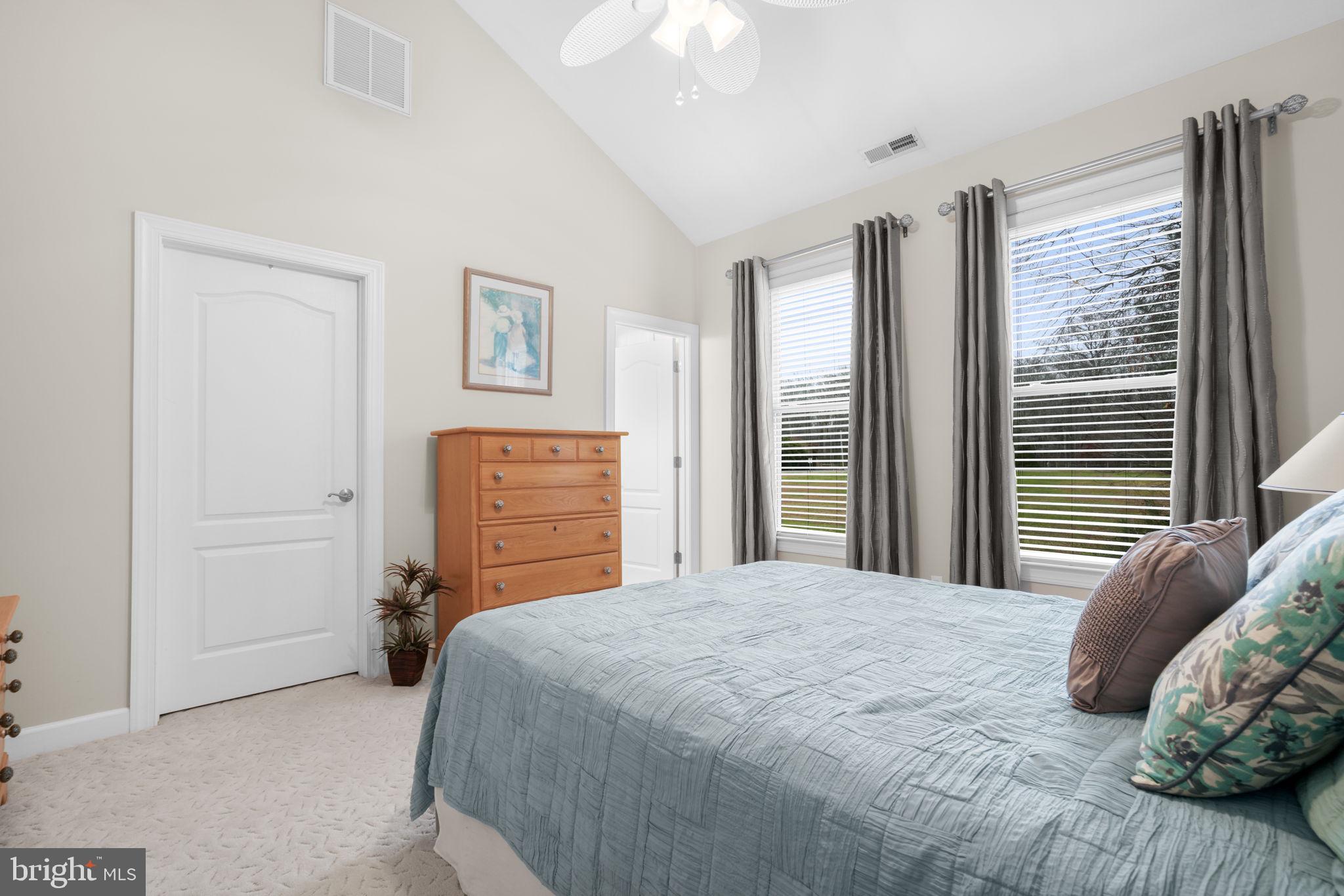 GOLF CLUB SHORES I - Residential