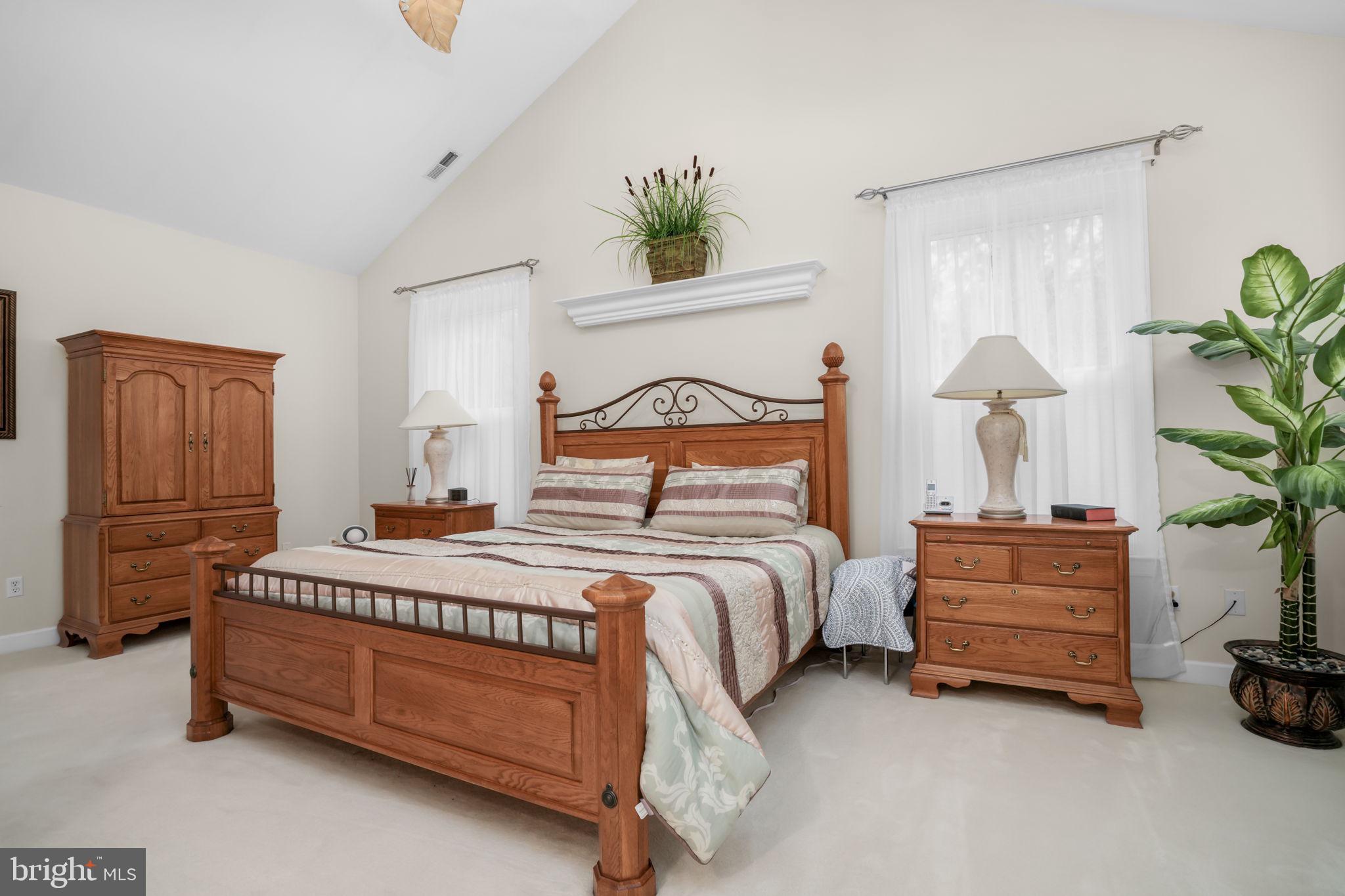 GOLF CLUB SHORES I - Residential