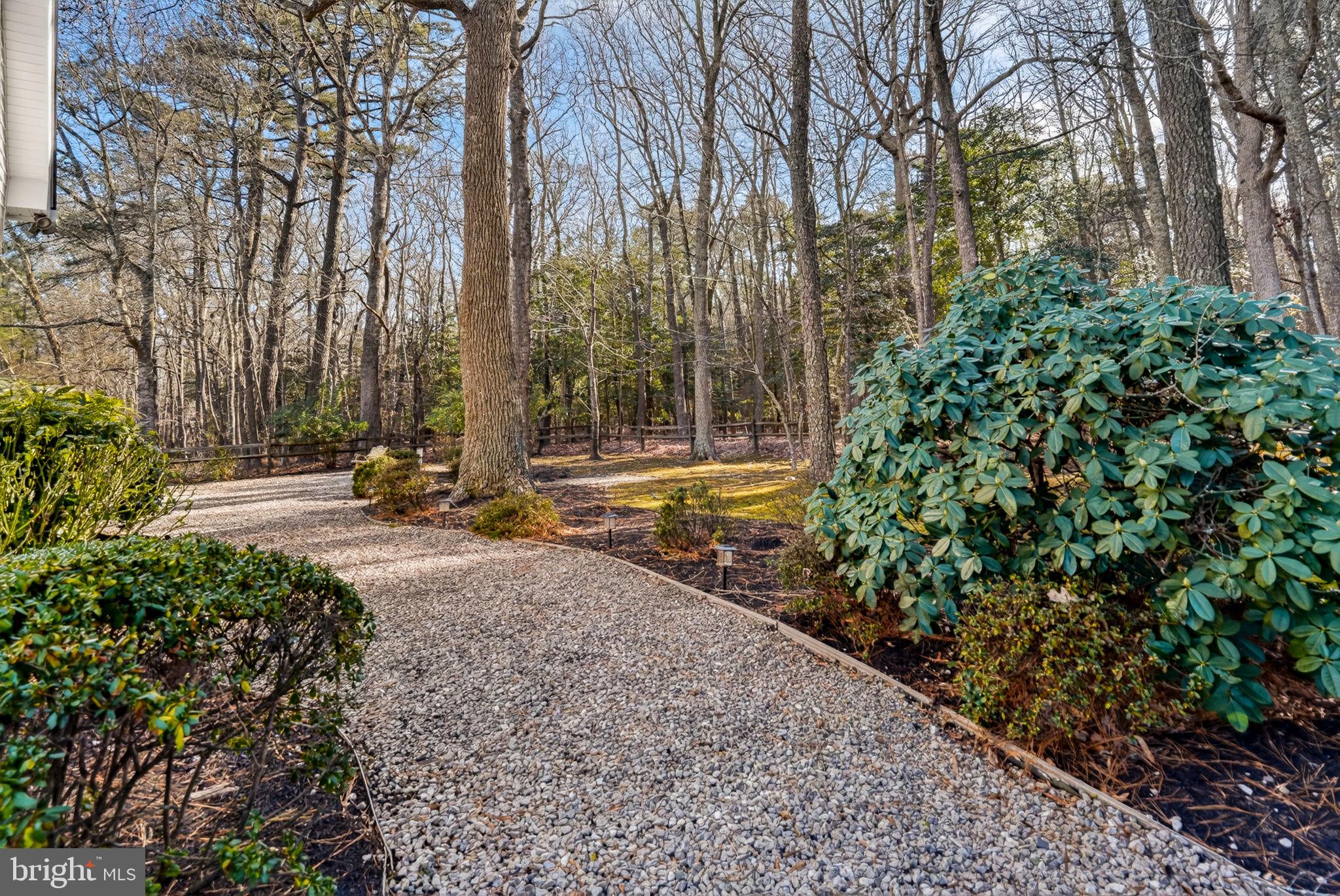 GOLF CLUB SHORES I - Residential