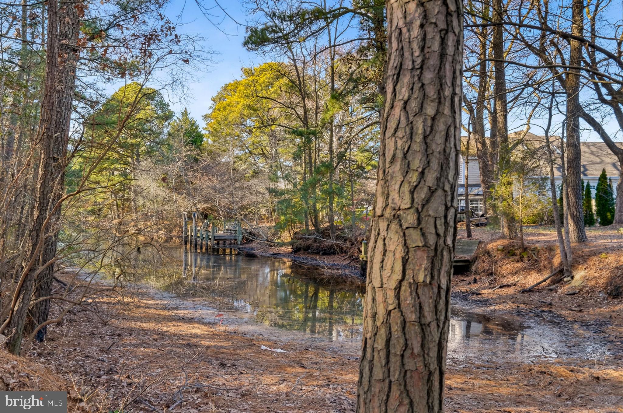 GOLF CLUB SHORES I - Residential