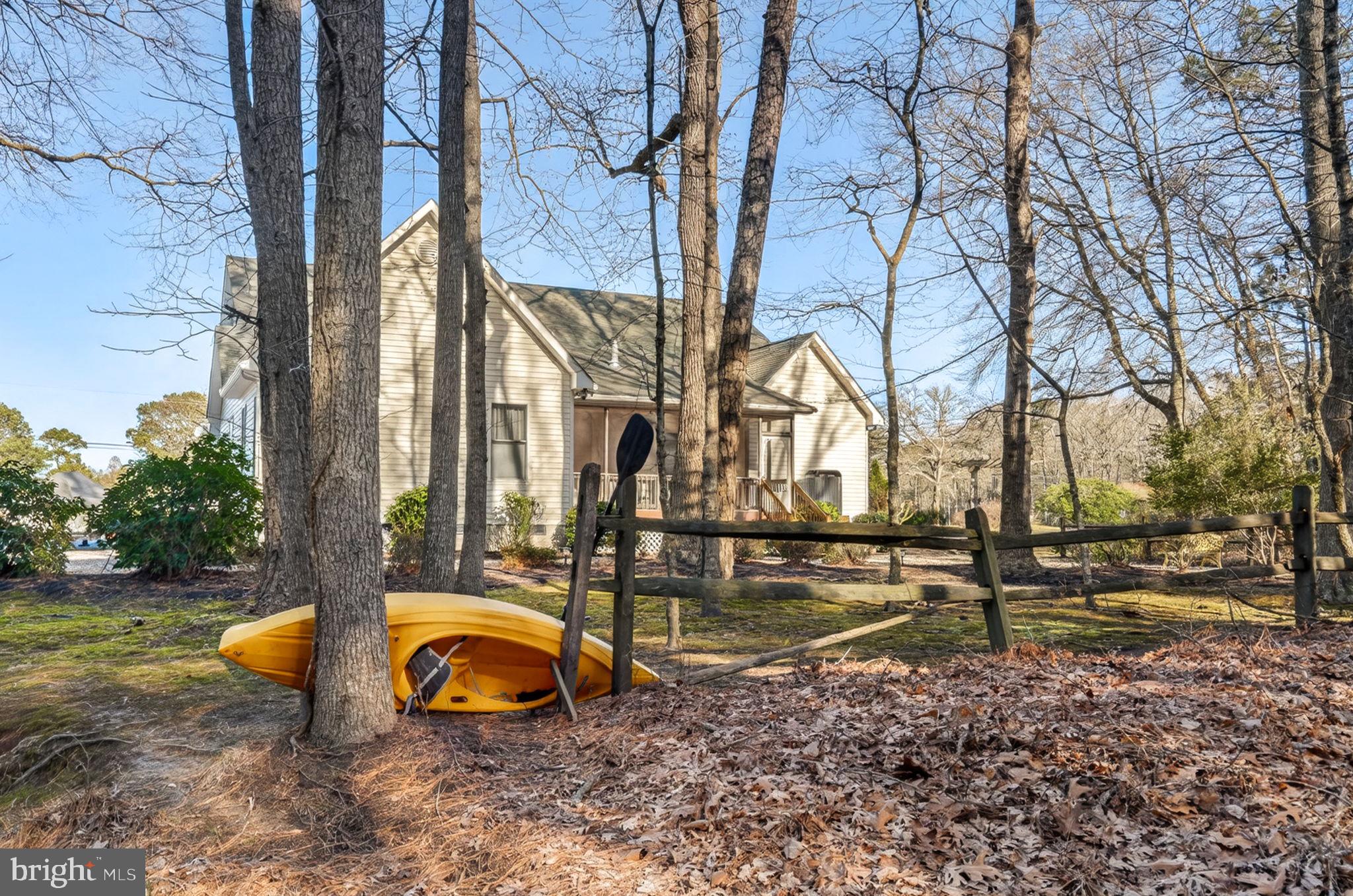 GOLF CLUB SHORES I - Residential