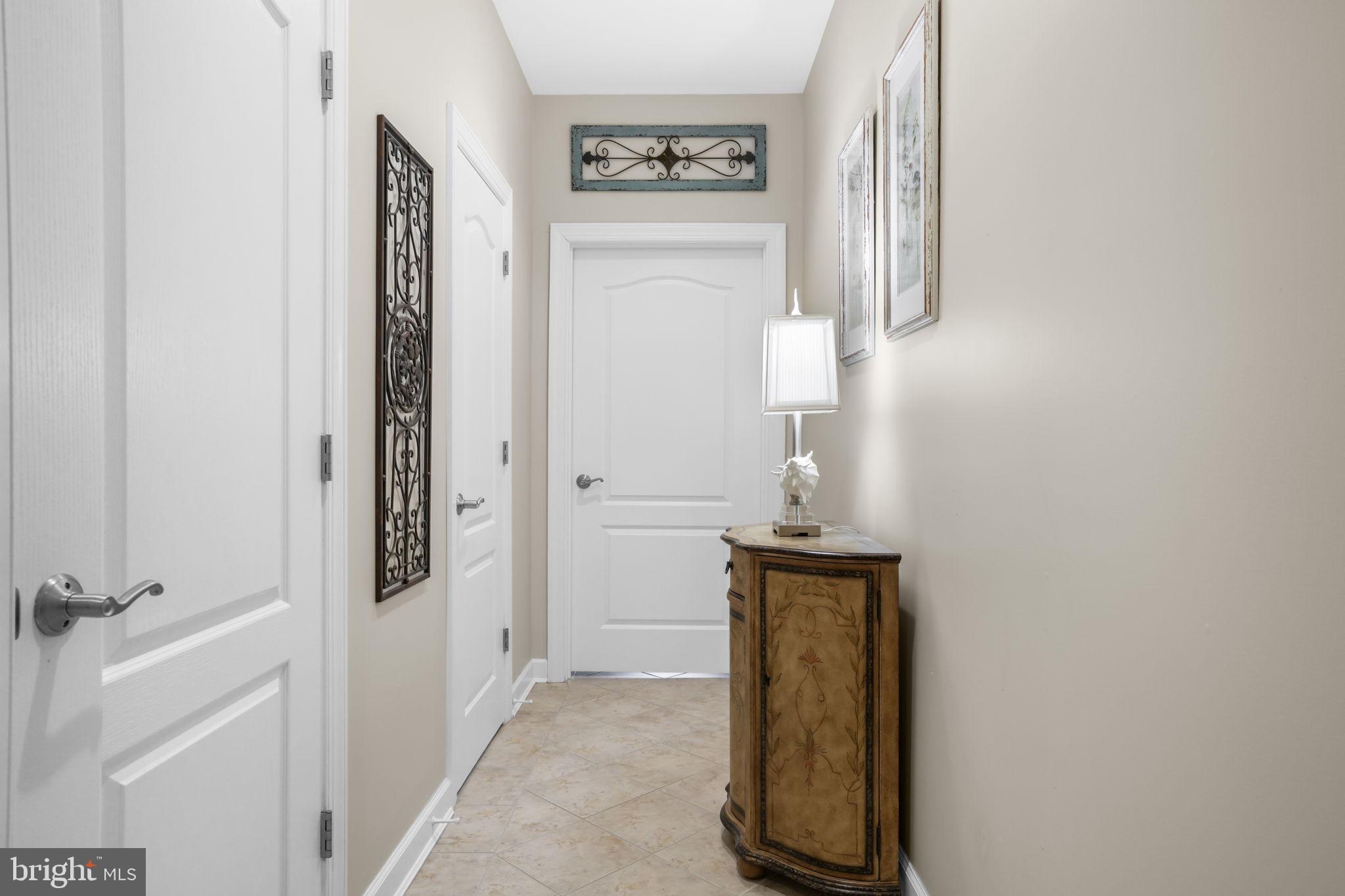 GOLF CLUB SHORES I - Residential