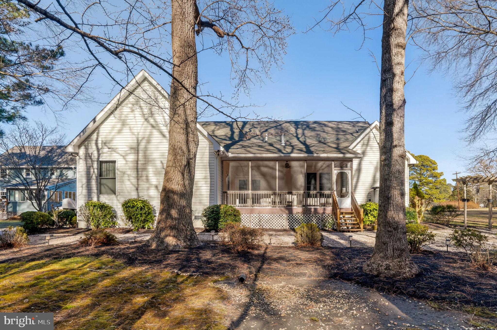 GOLF CLUB SHORES I - Residential