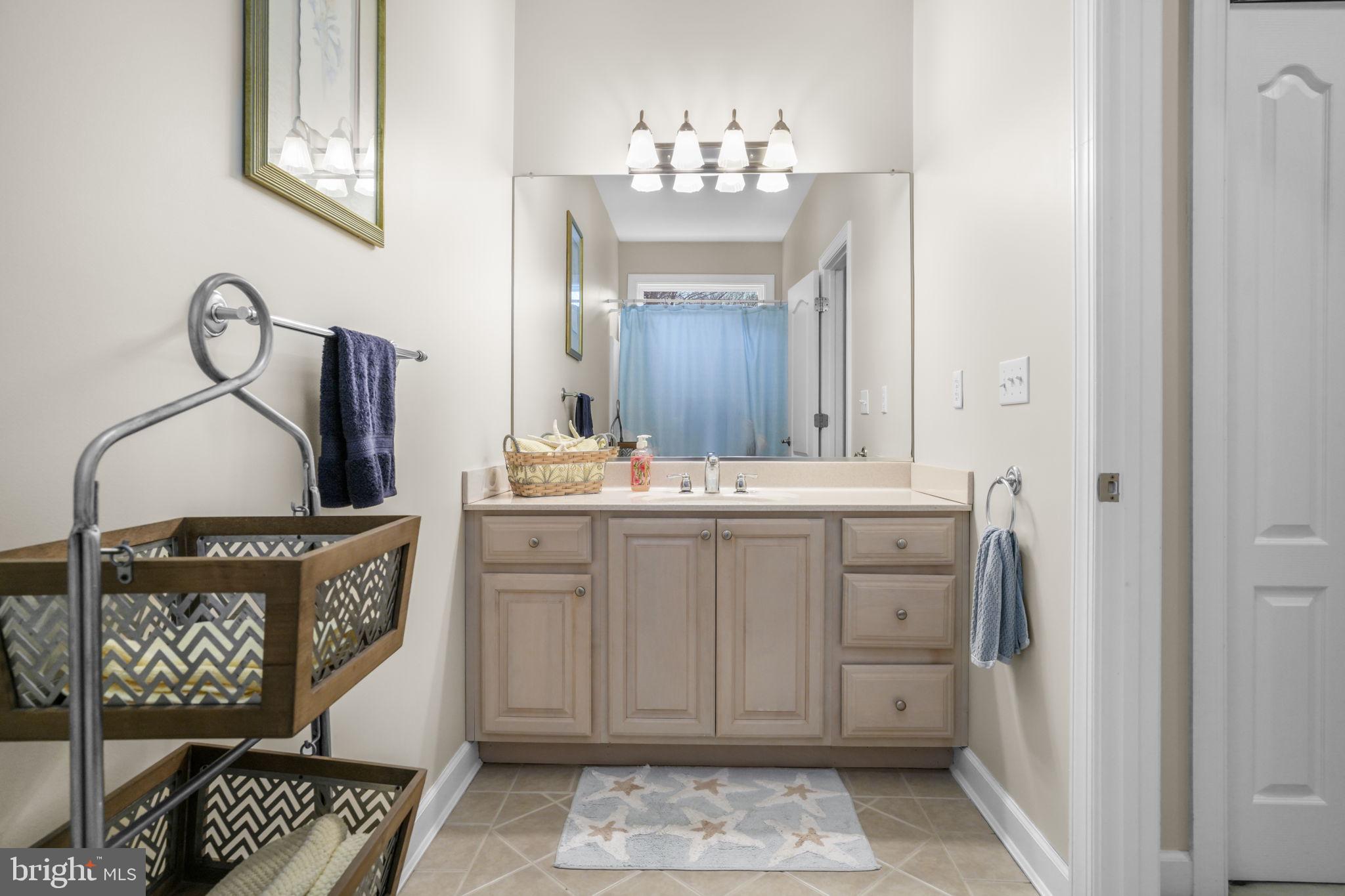 GOLF CLUB SHORES I - Residential