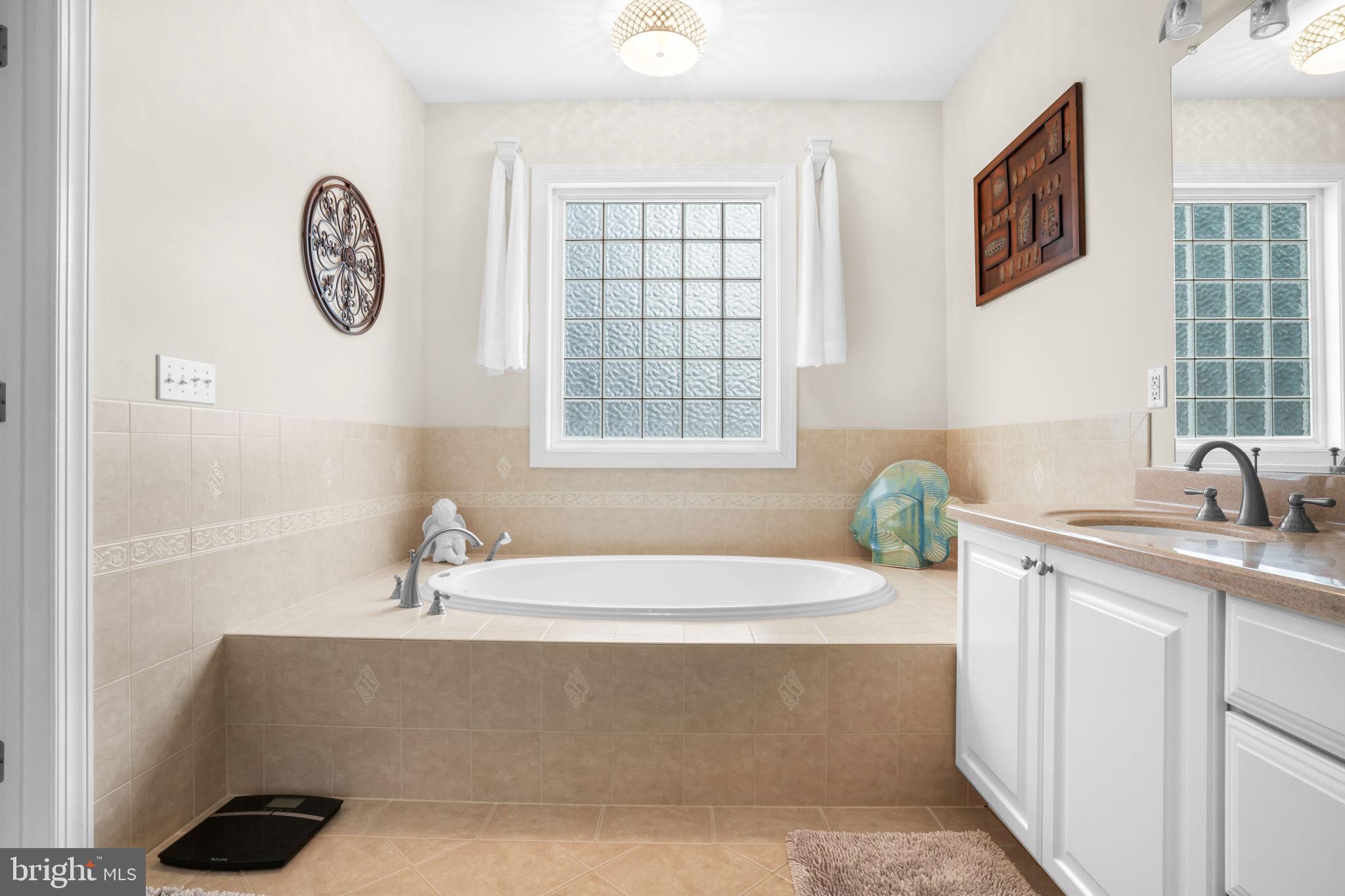 GOLF CLUB SHORES I - Residential