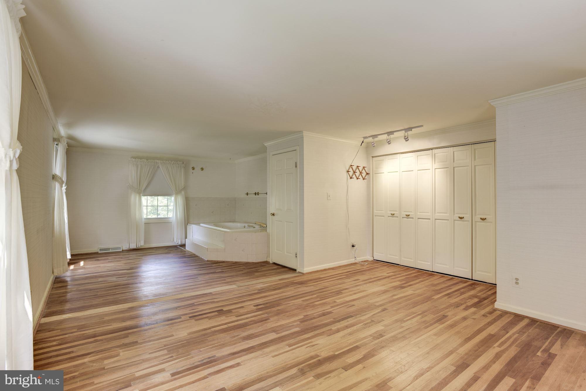 VILLAGE OF HARPERS CHOICE - Residential