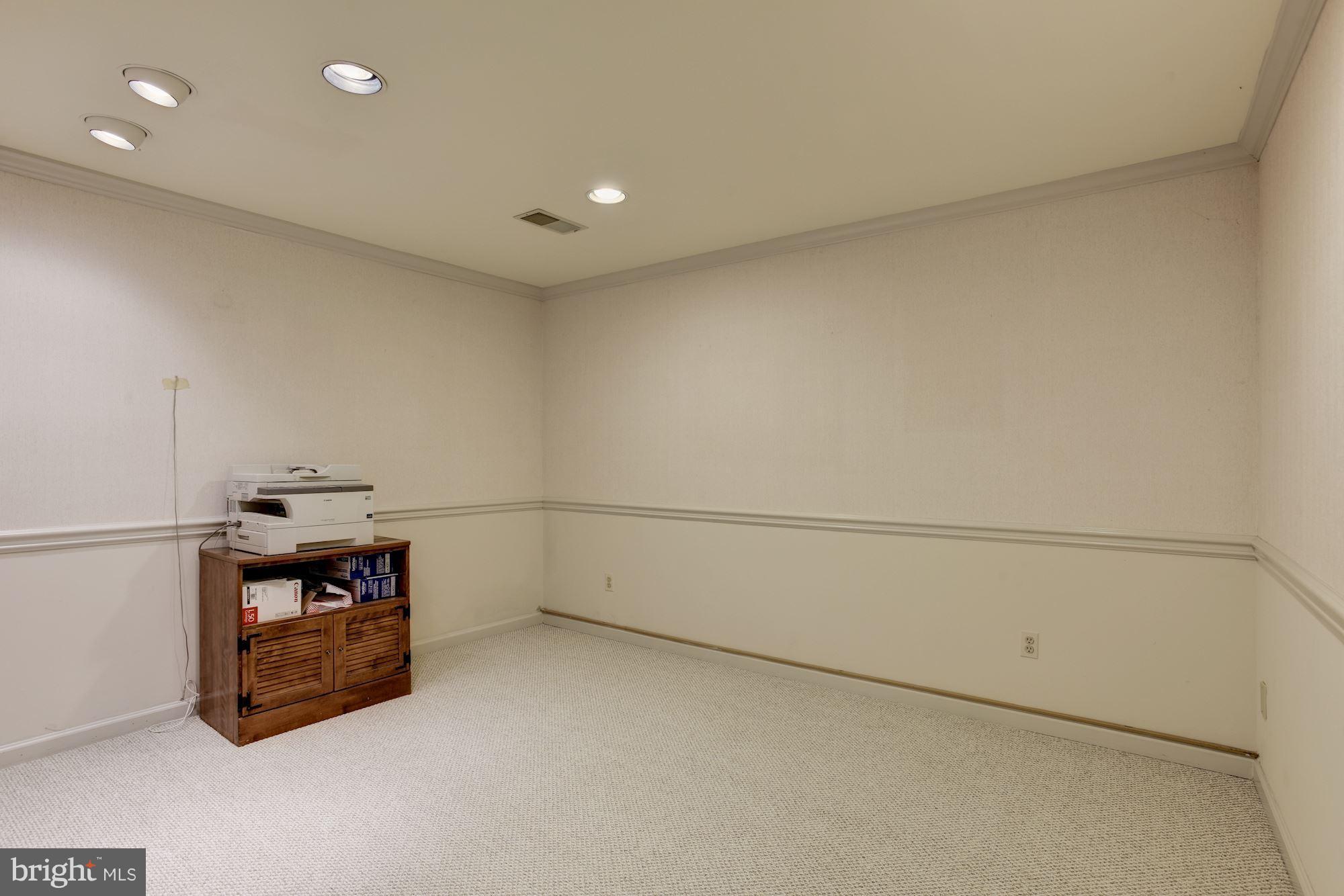 VILLAGE OF HARPERS CHOICE - Residential