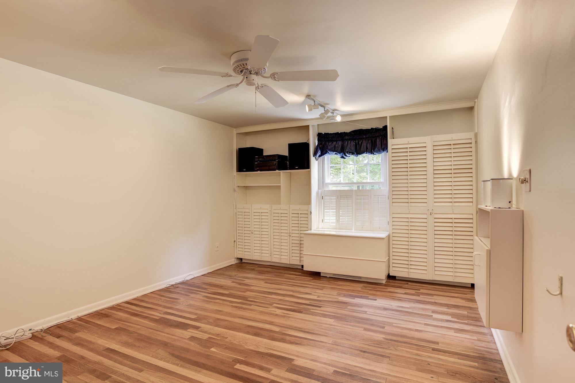 VILLAGE OF HARPERS CHOICE - Residential