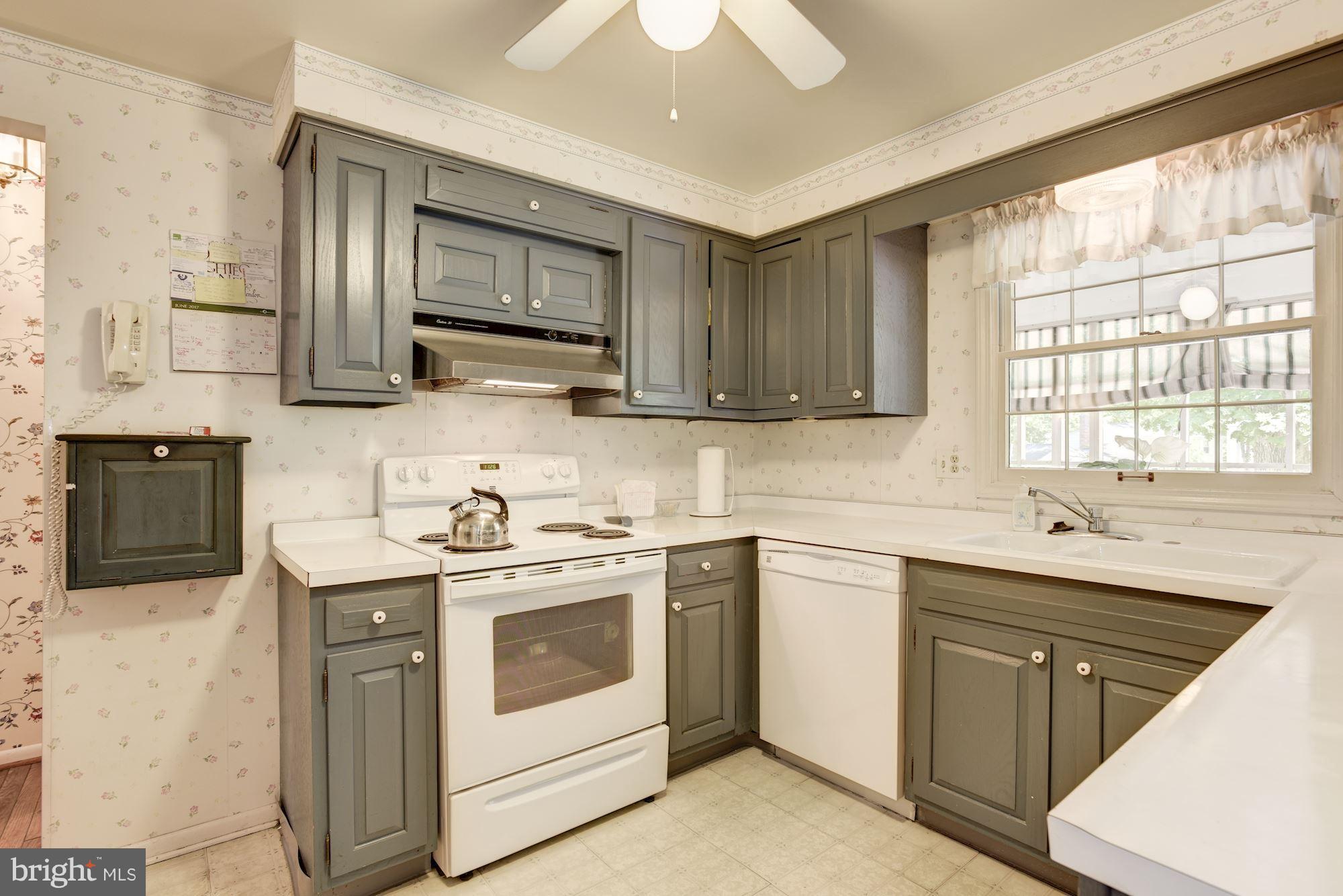 VILLAGE OF HARPERS CHOICE - Residential