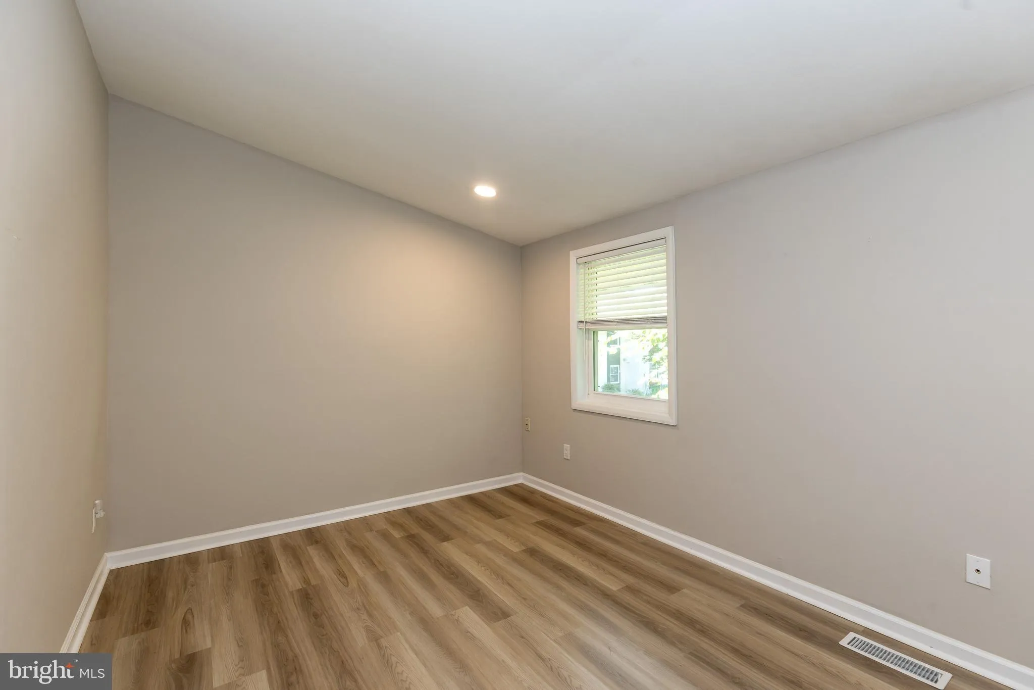 Columbia, Maryland 21044, United States, 4 Bedrooms Bedrooms, ,3 BathroomsBathrooms,Residential,Coming Soon,172275