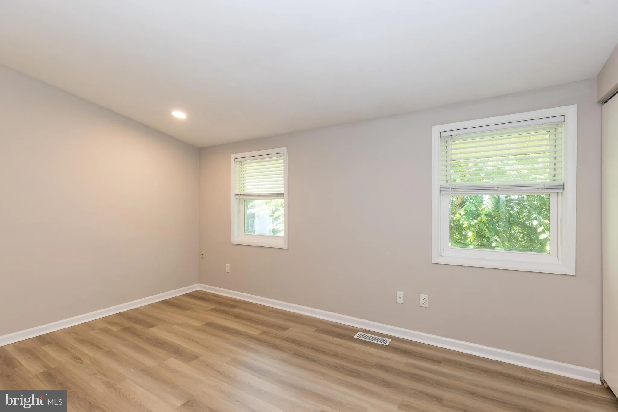 Columbia, Maryland 21044, United States, 4 Bedrooms Bedrooms, ,3 BathroomsBathrooms,Residential,Coming Soon,172275