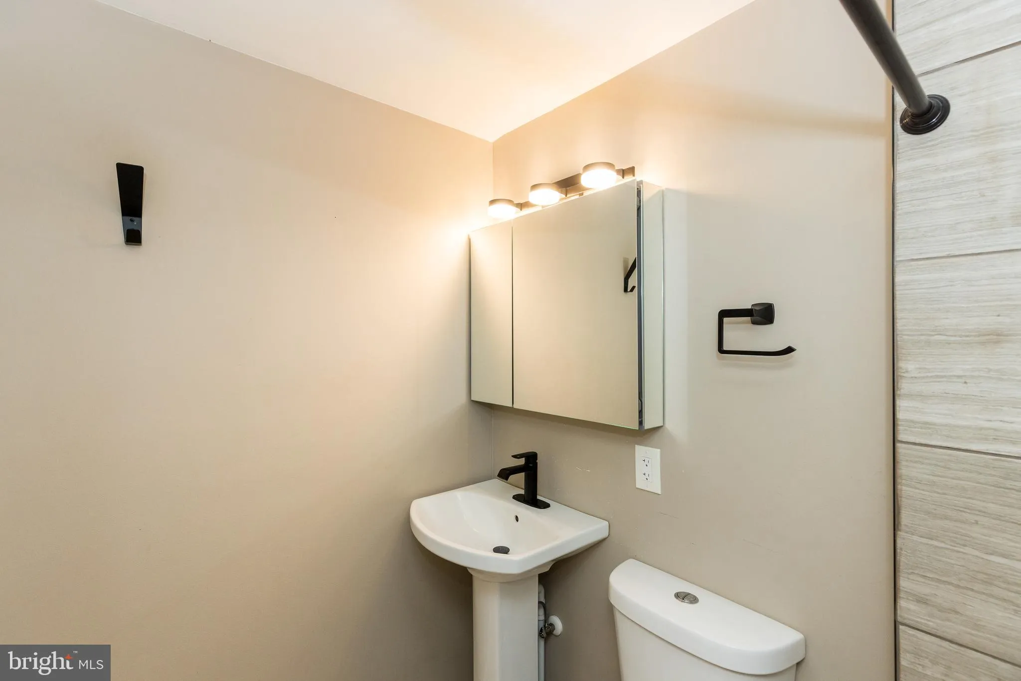 Columbia, Maryland 21044, United States, 4 Bedrooms Bedrooms, ,3 BathroomsBathrooms,Residential,Coming Soon,172275