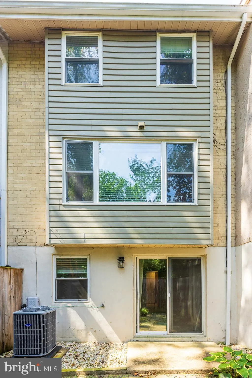 Columbia, Maryland 21044, United States, 4 Bedrooms Bedrooms, ,3 BathroomsBathrooms,Residential,Coming Soon,172275