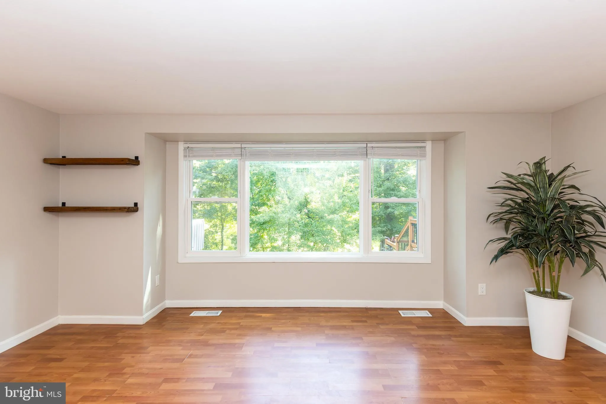 Columbia, Maryland 21044, United States, 4 Bedrooms Bedrooms, ,3 BathroomsBathrooms,Residential,Coming Soon,172275