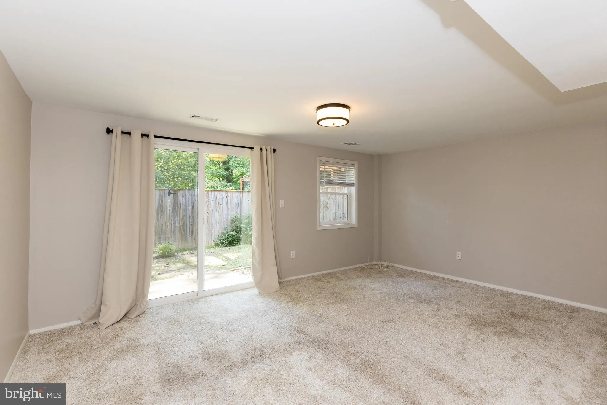 Columbia, Maryland 21044, United States, 4 Bedrooms Bedrooms, ,3 BathroomsBathrooms,Residential,Coming Soon,172275