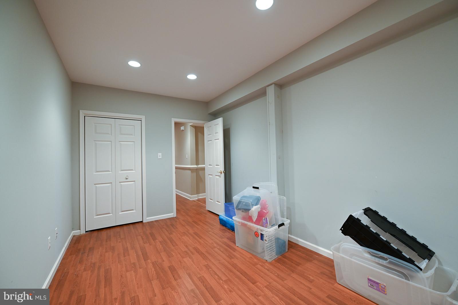 WHITEHORSE - Residential