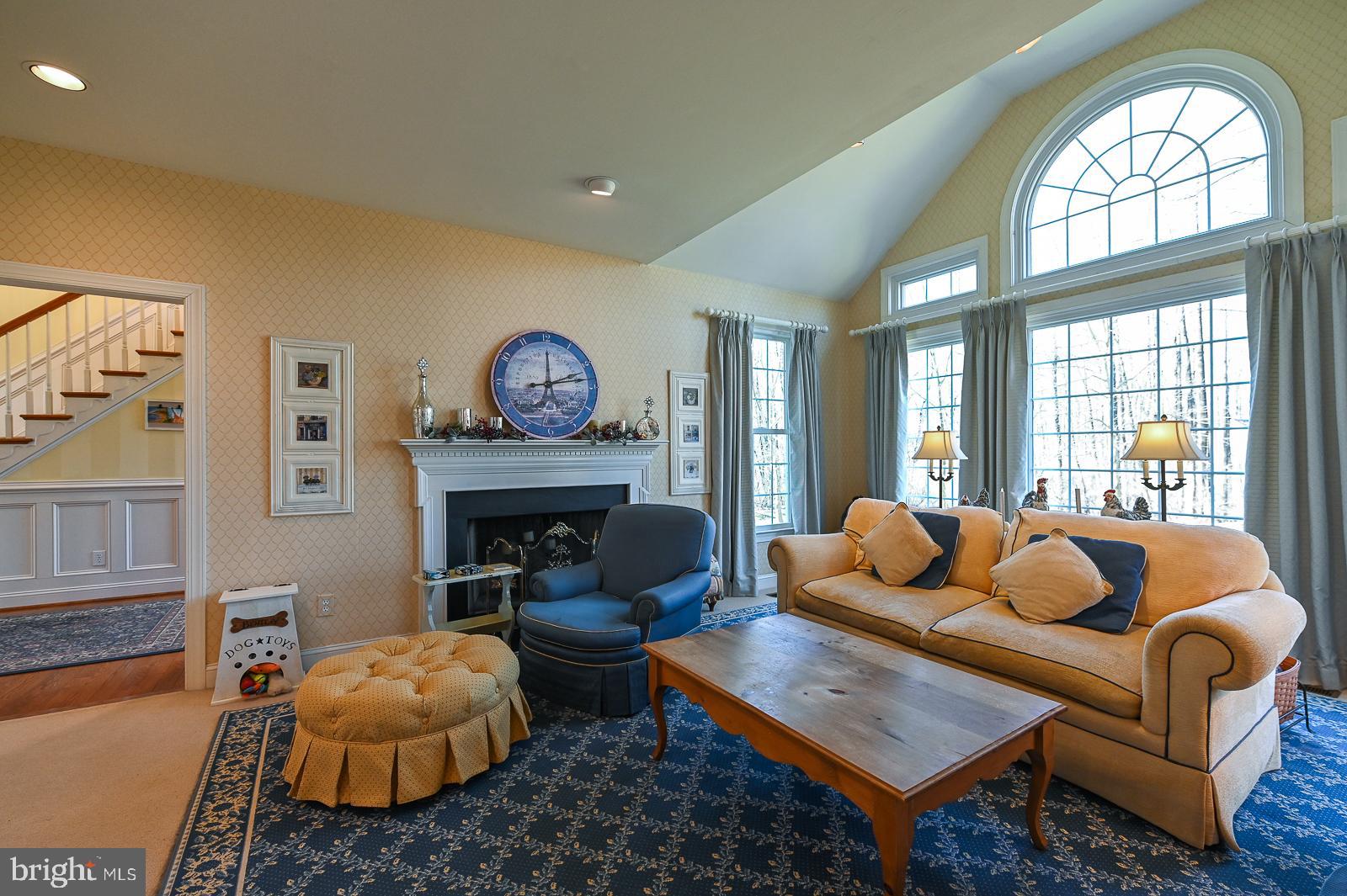 WHITEHORSE - Residential