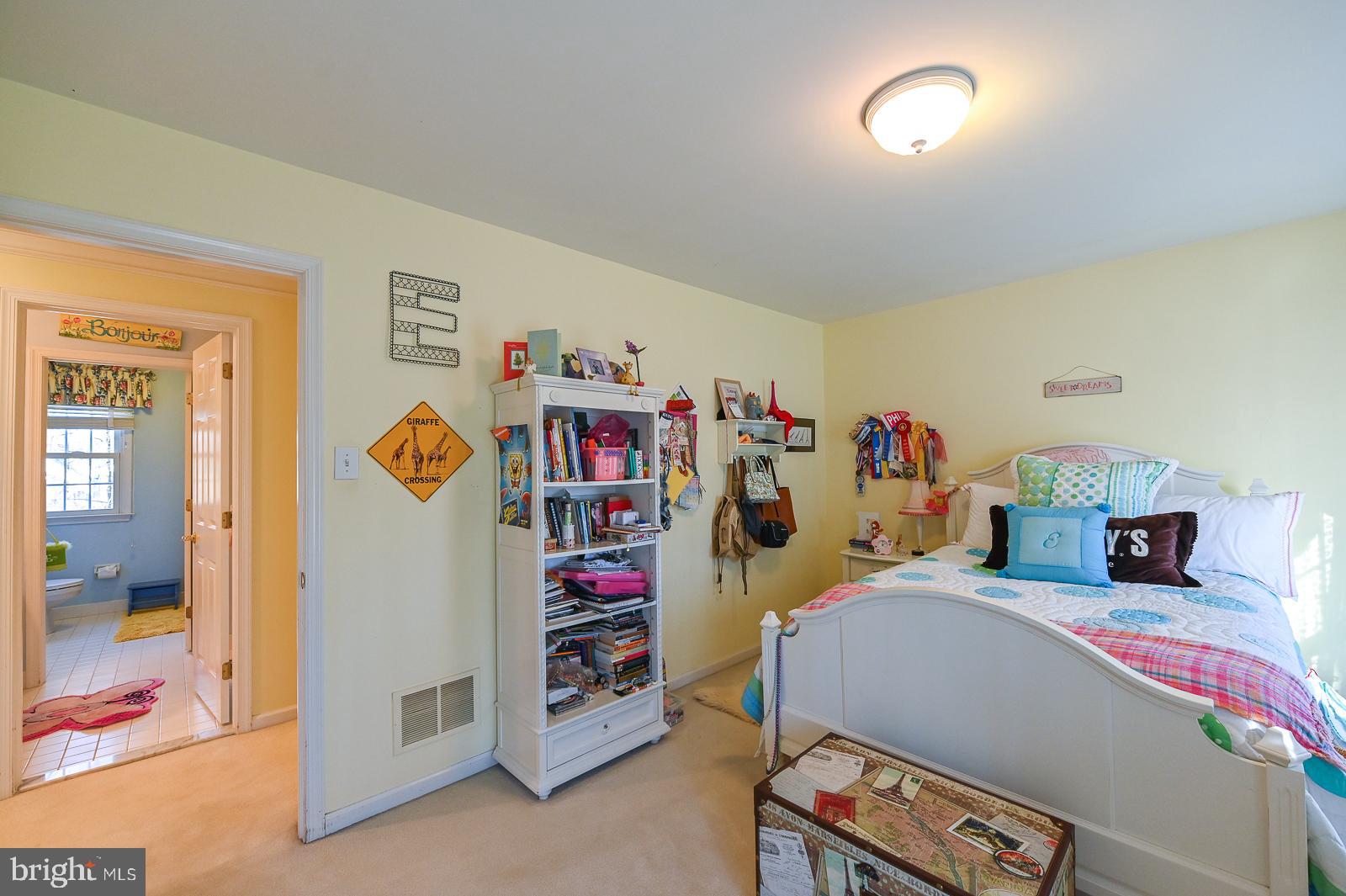 WHITEHORSE - Residential