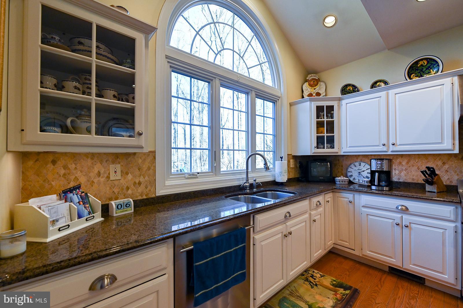 WHITEHORSE - Residential