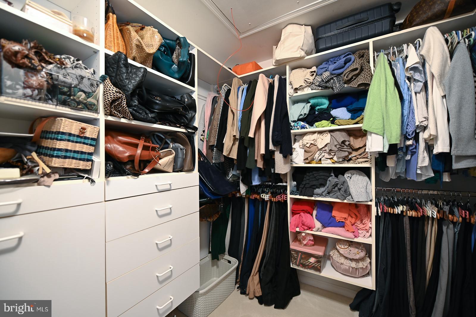 WHITEHORSE - Residential