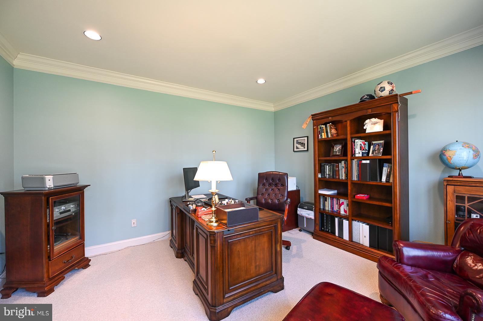 WHITEHORSE - Residential