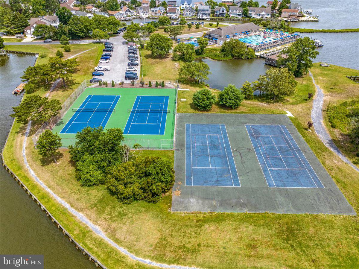 OCEAN PINES - THE PARKE - Residential