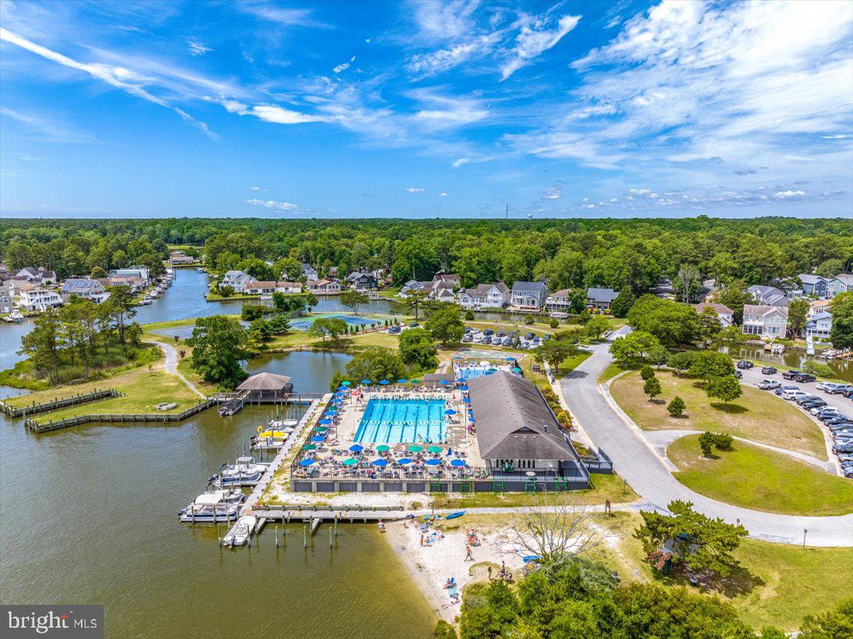 OCEAN PINES - THE PARKE - Residential