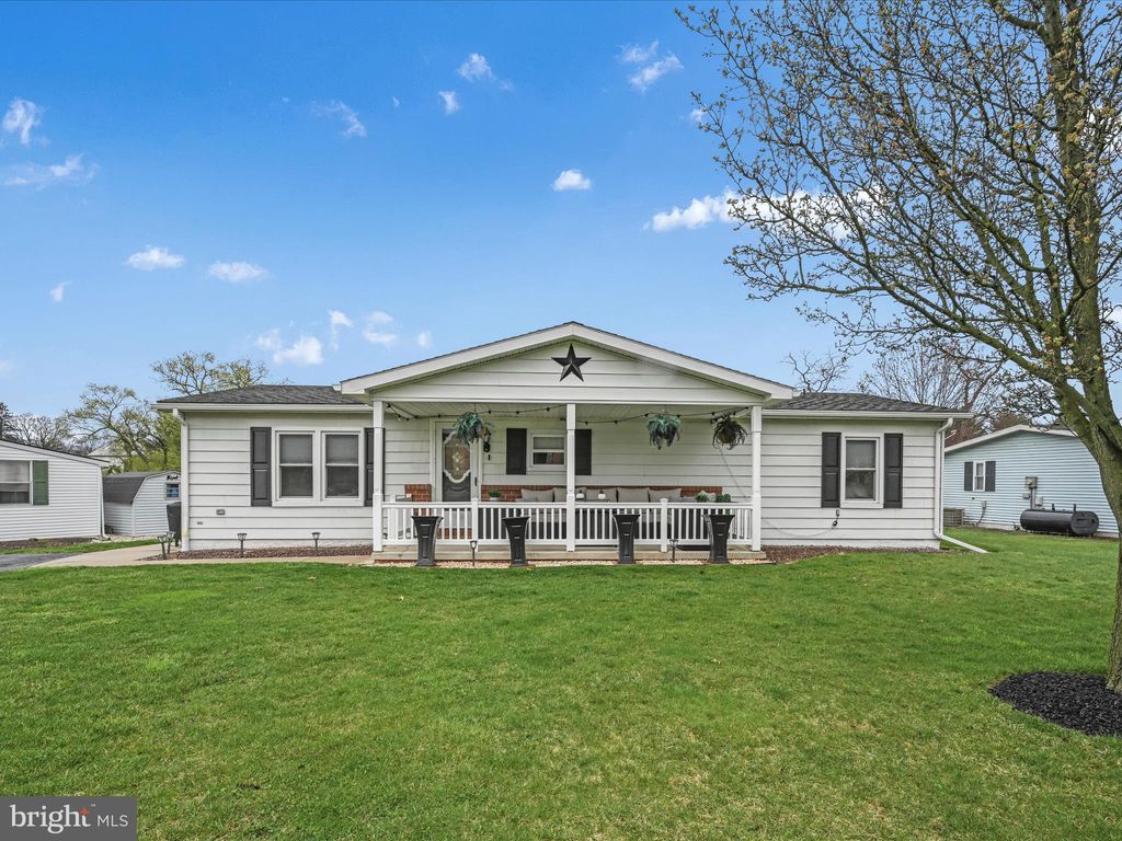 Photo of 6 Bill Drive, Denver, PA 17517 (MLS # PALA2048756)