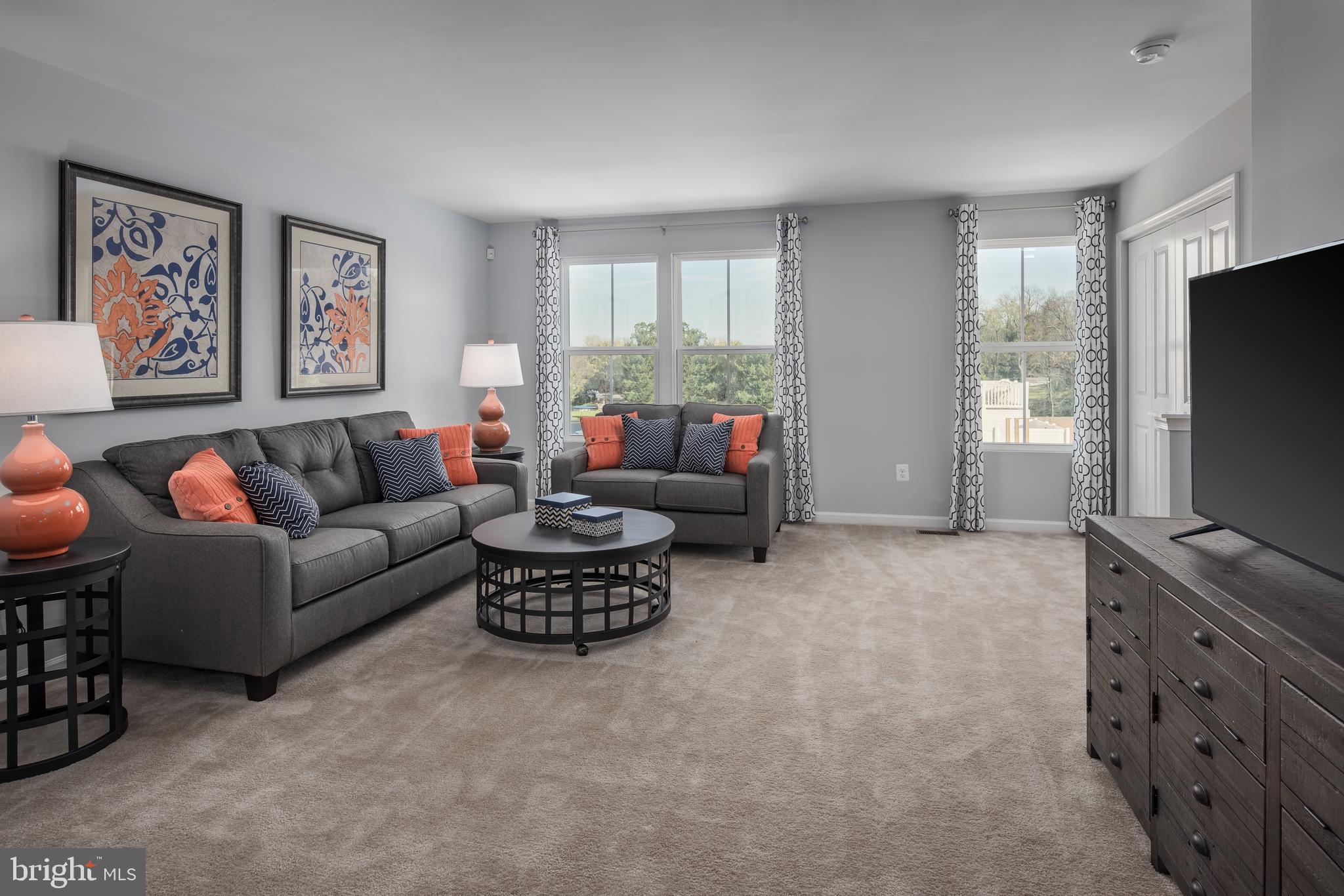 THE LAKES AT MARTINSBURG - Residential