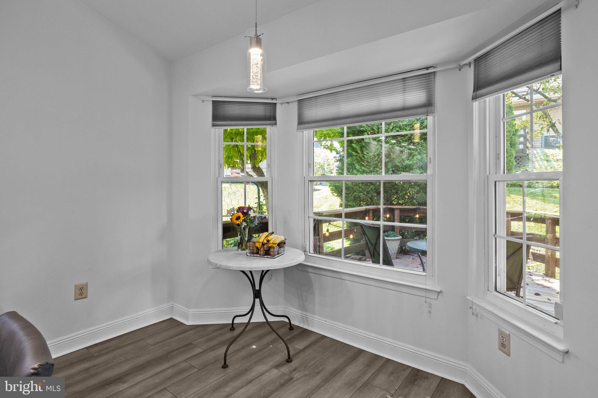 100 ACRE WOODS - Residential