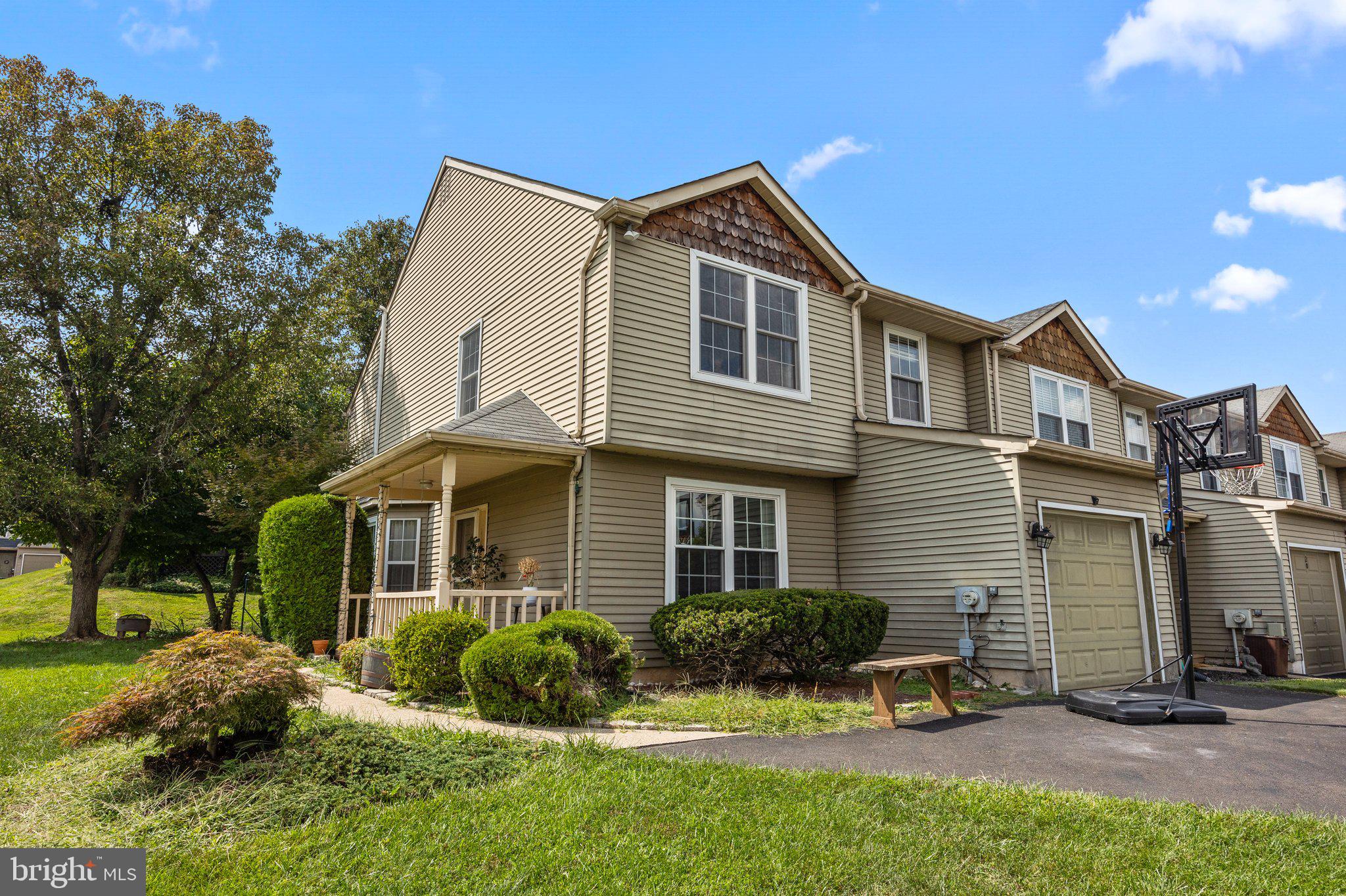 100 ACRE WOODS - Residential