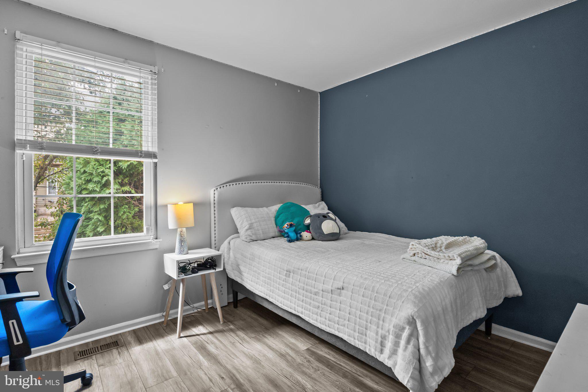 100 ACRE WOODS - Residential