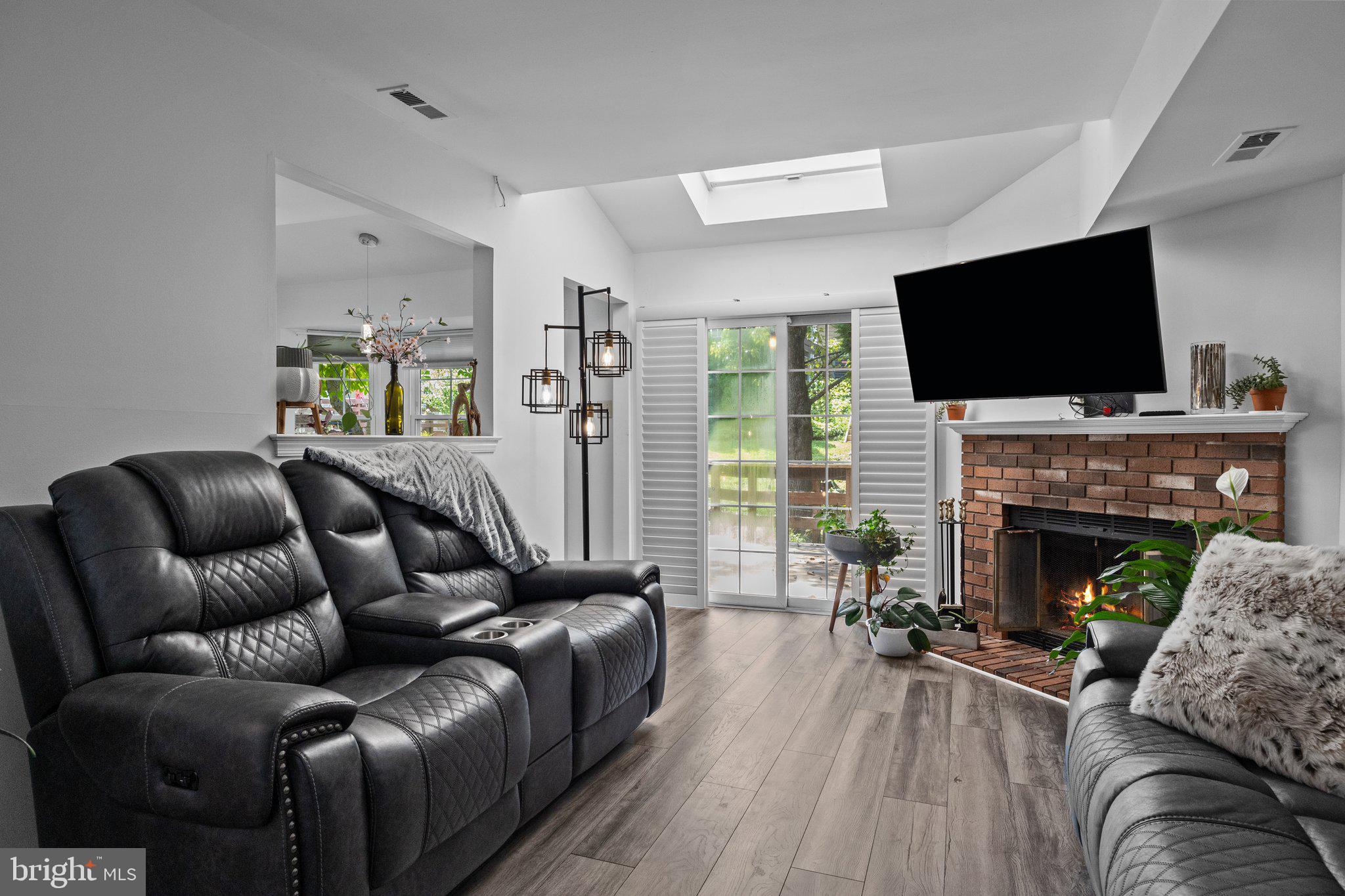 100 ACRE WOODS - Residential