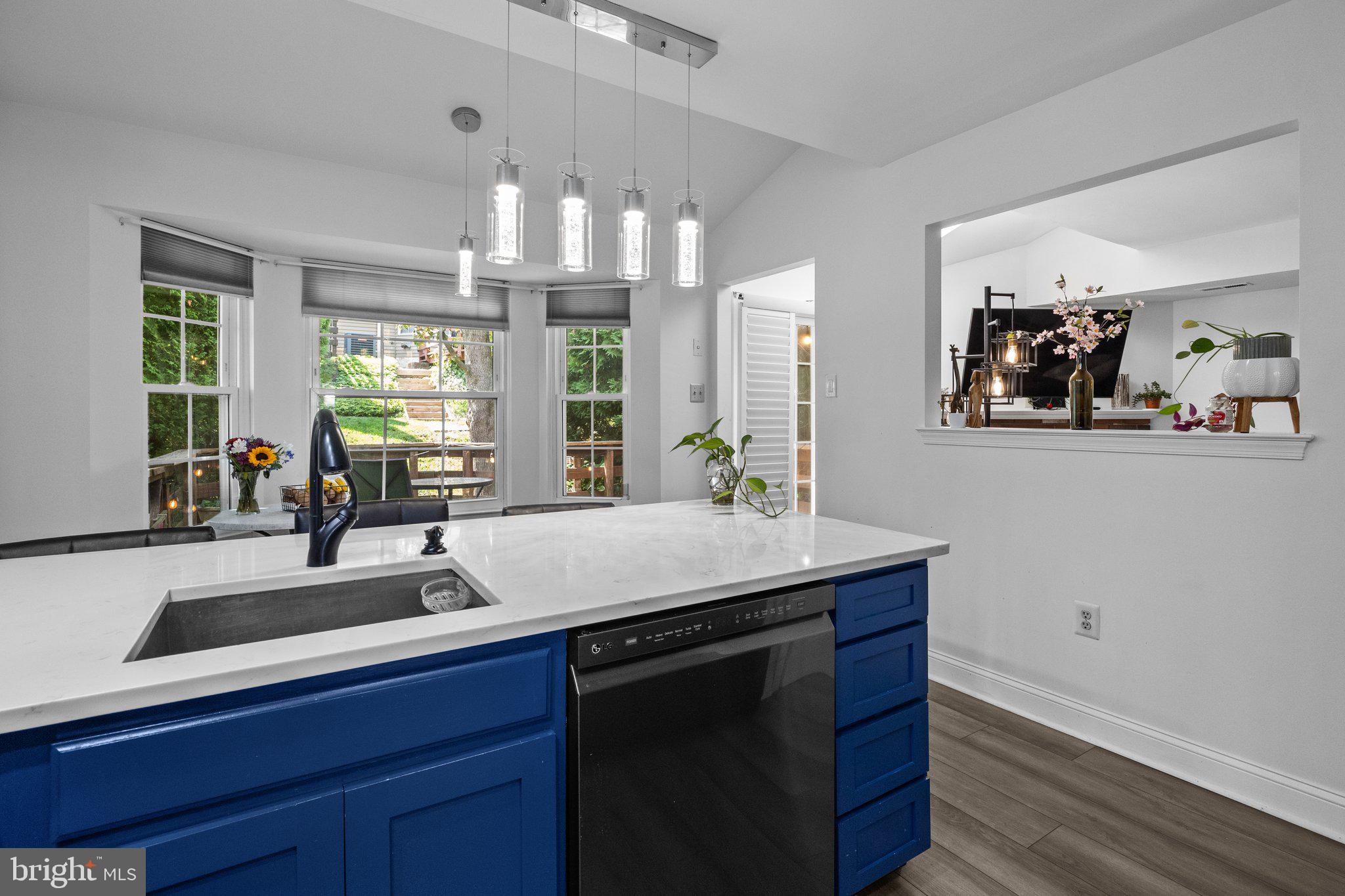 100 ACRE WOODS - Residential