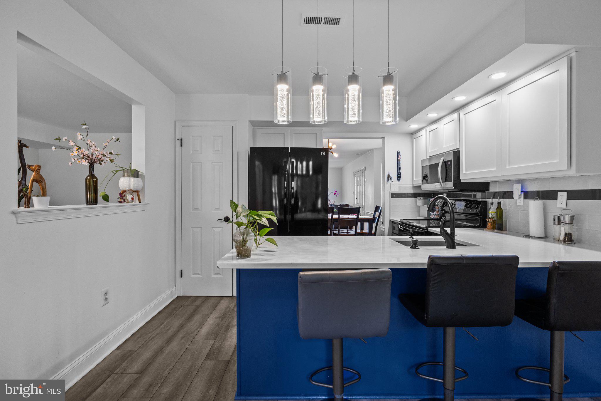 100 ACRE WOODS - Residential