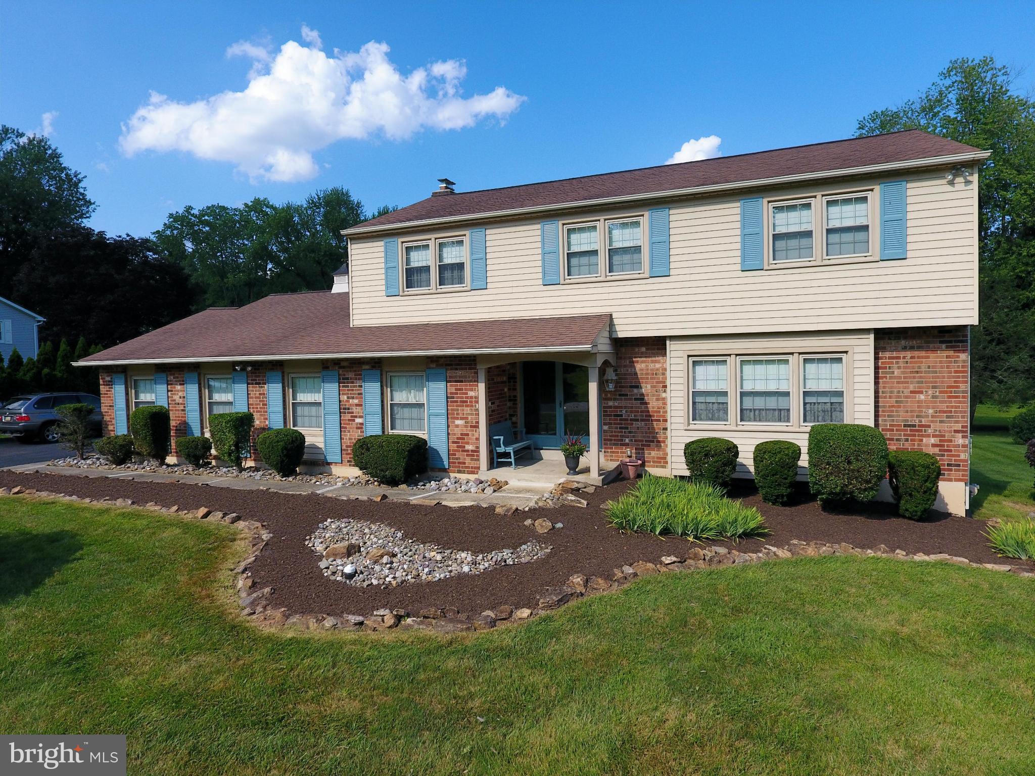 433 BARKER DRIVE