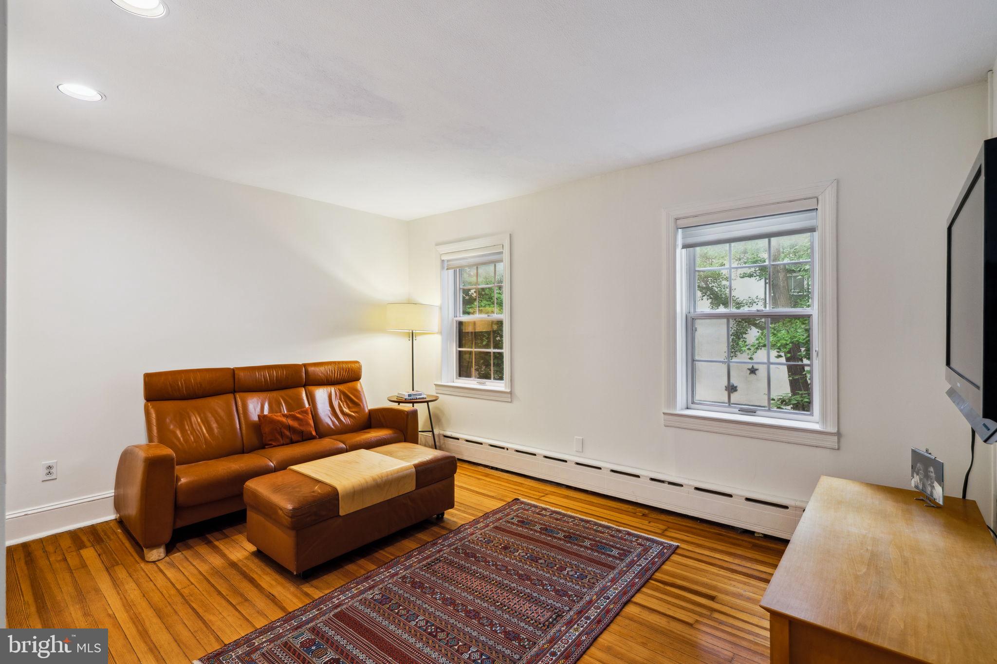 RITTENHOUSE SQUARE - Residential