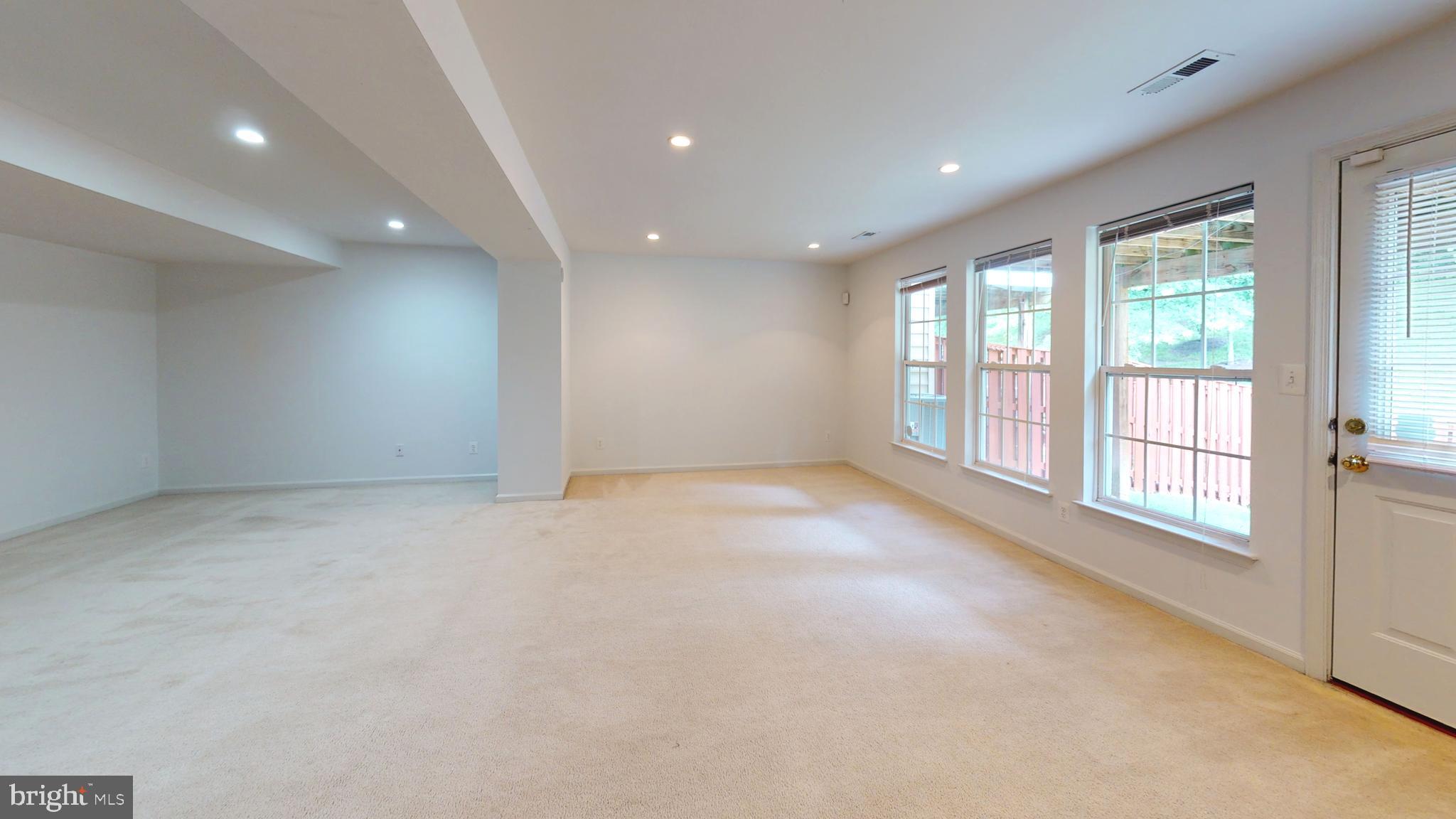 LORTON STATION SOUTH - Residential