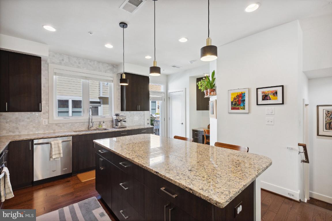 CHELSEA HEIGHTS - Residential