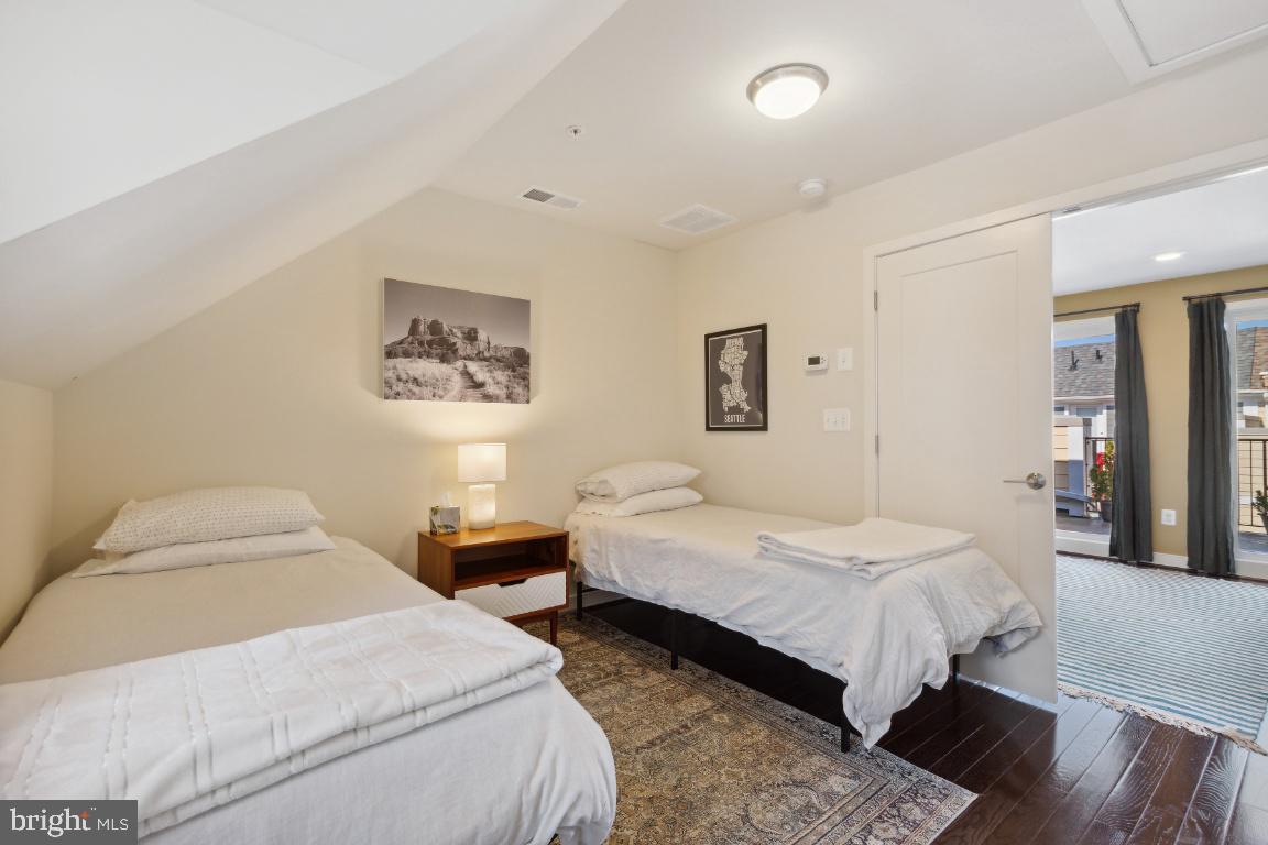 CHELSEA HEIGHTS - Residential