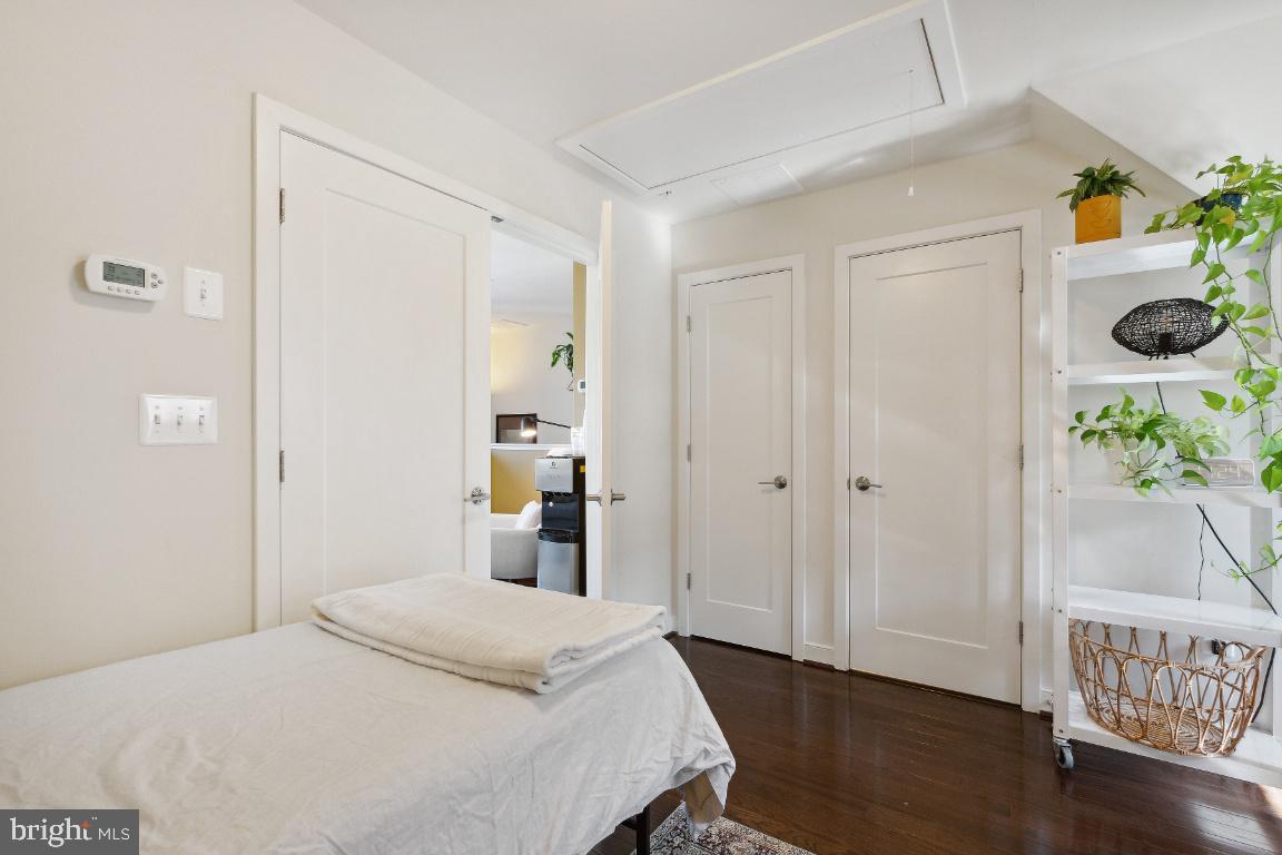 CHELSEA HEIGHTS - Residential