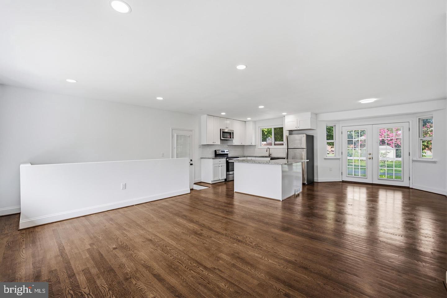 7410 BAYLOR AVENUE