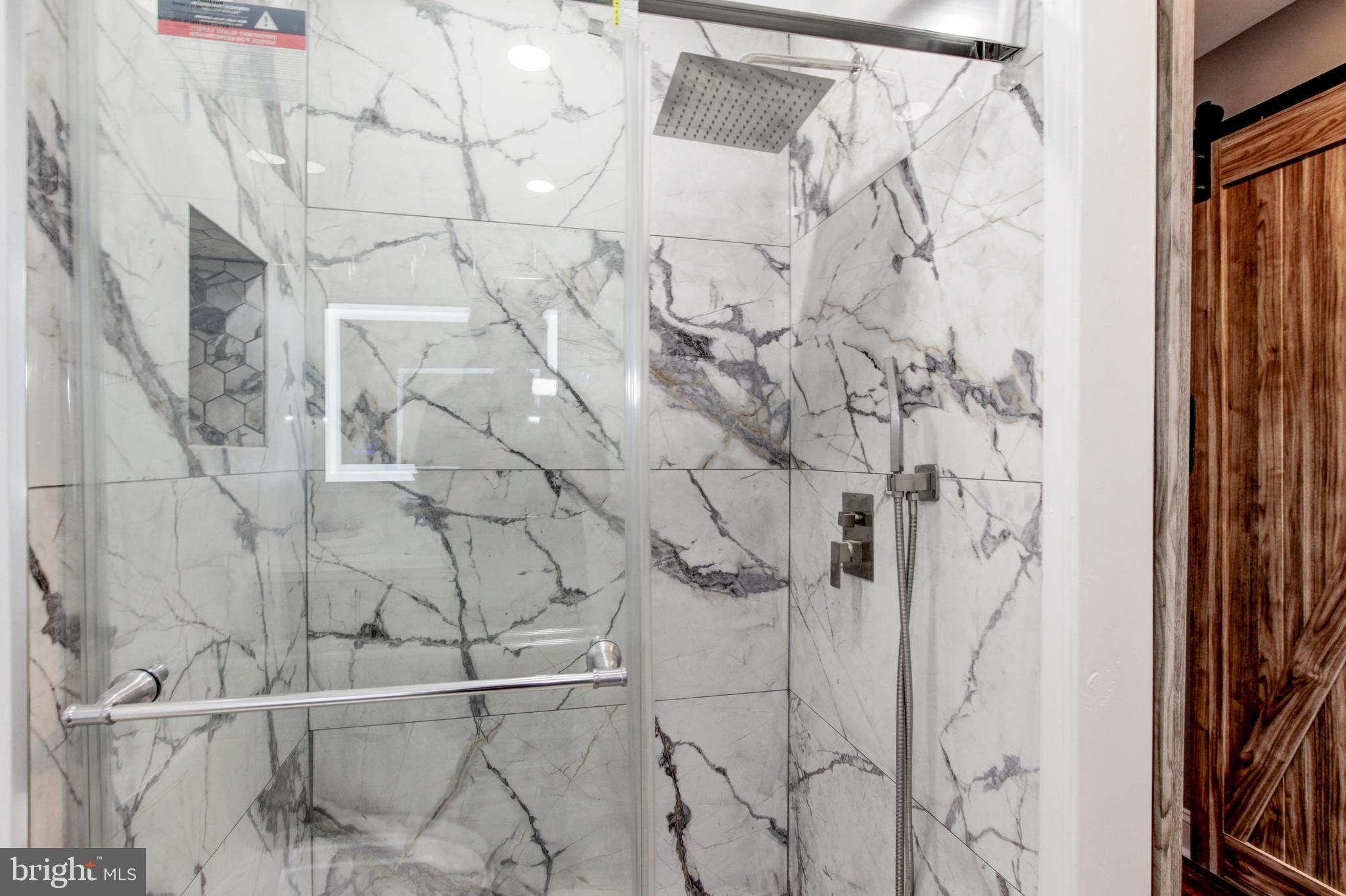 OLIVER - Residential