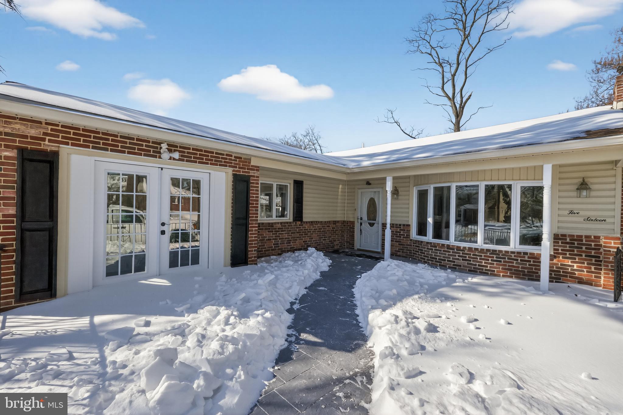 BEATTY HILLS - Residential