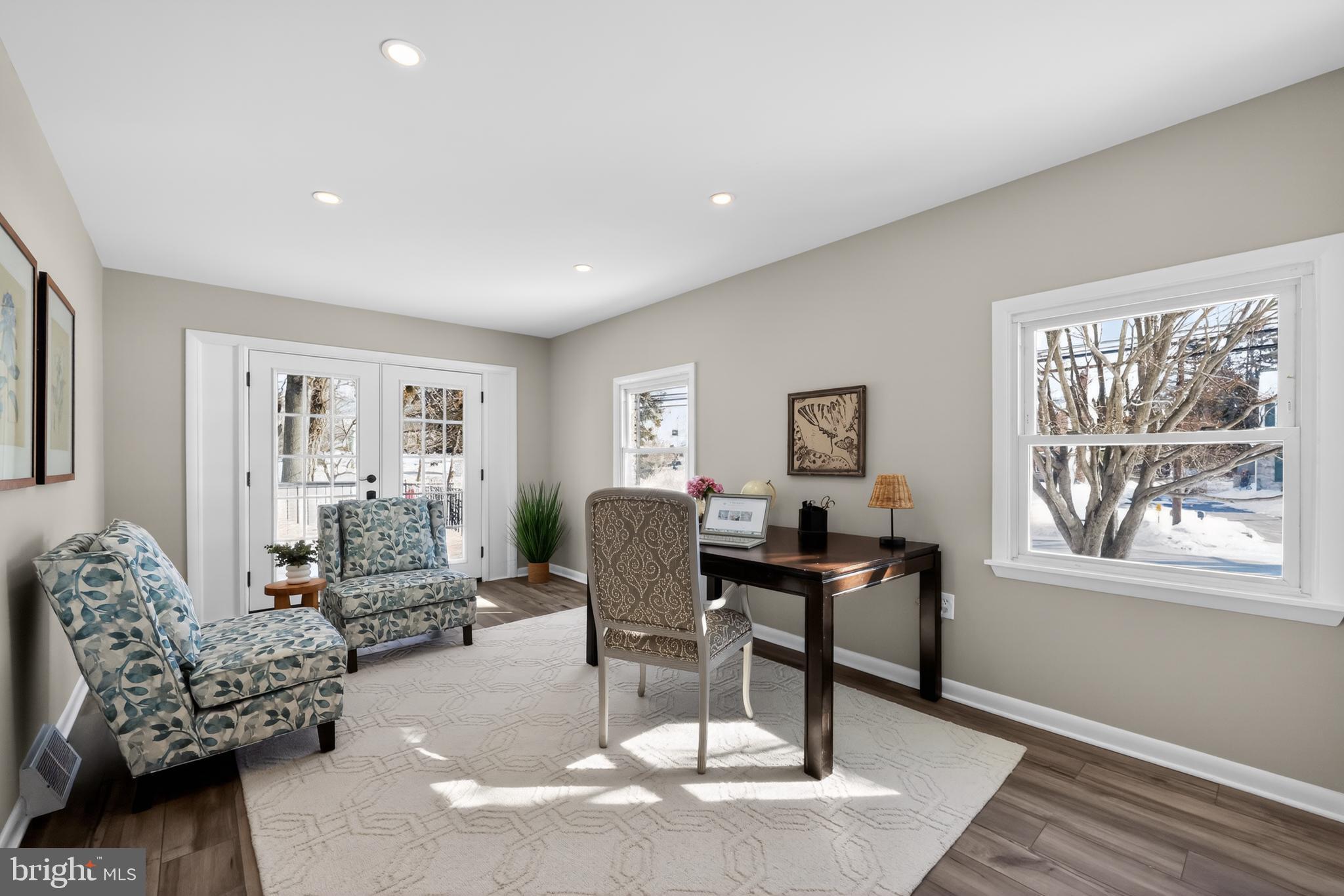 BEATTY HILLS - Residential