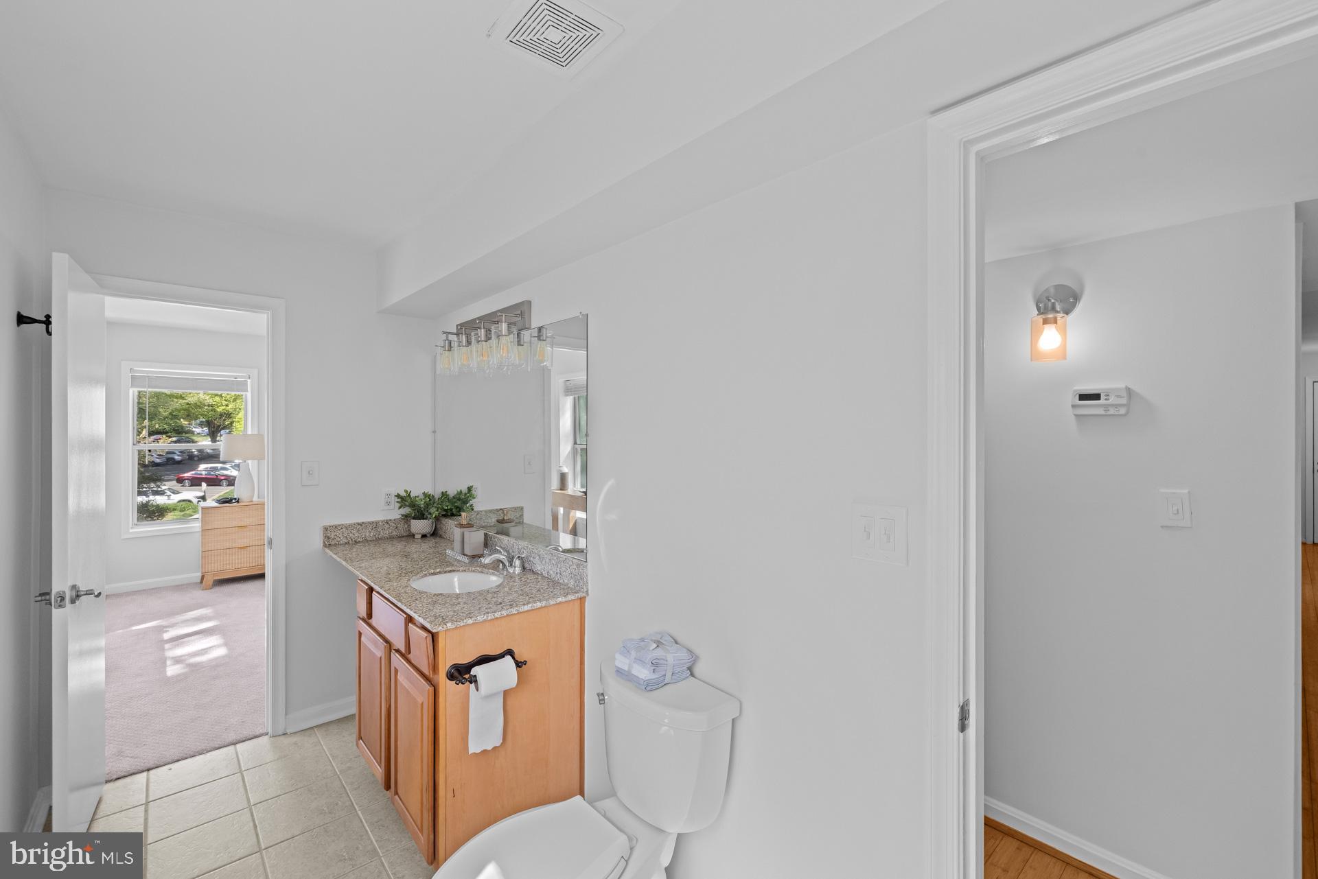 FOUR WINDS AT OAKTON - Residential