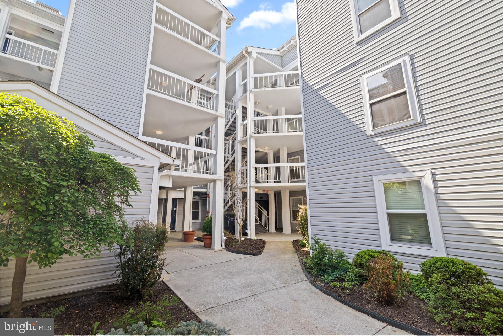 3179 SUMMIT SQUARE DRIVE 2-C4